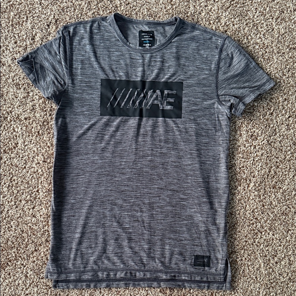 Set of 4 American Eagle Outfitters Active Flex Short Sleeve Tees - men’s small - Picture 3 of 16